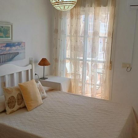 Апартаменты La Casita De Nuria Ринкон-де-ла-Викториа Экстерьер фото